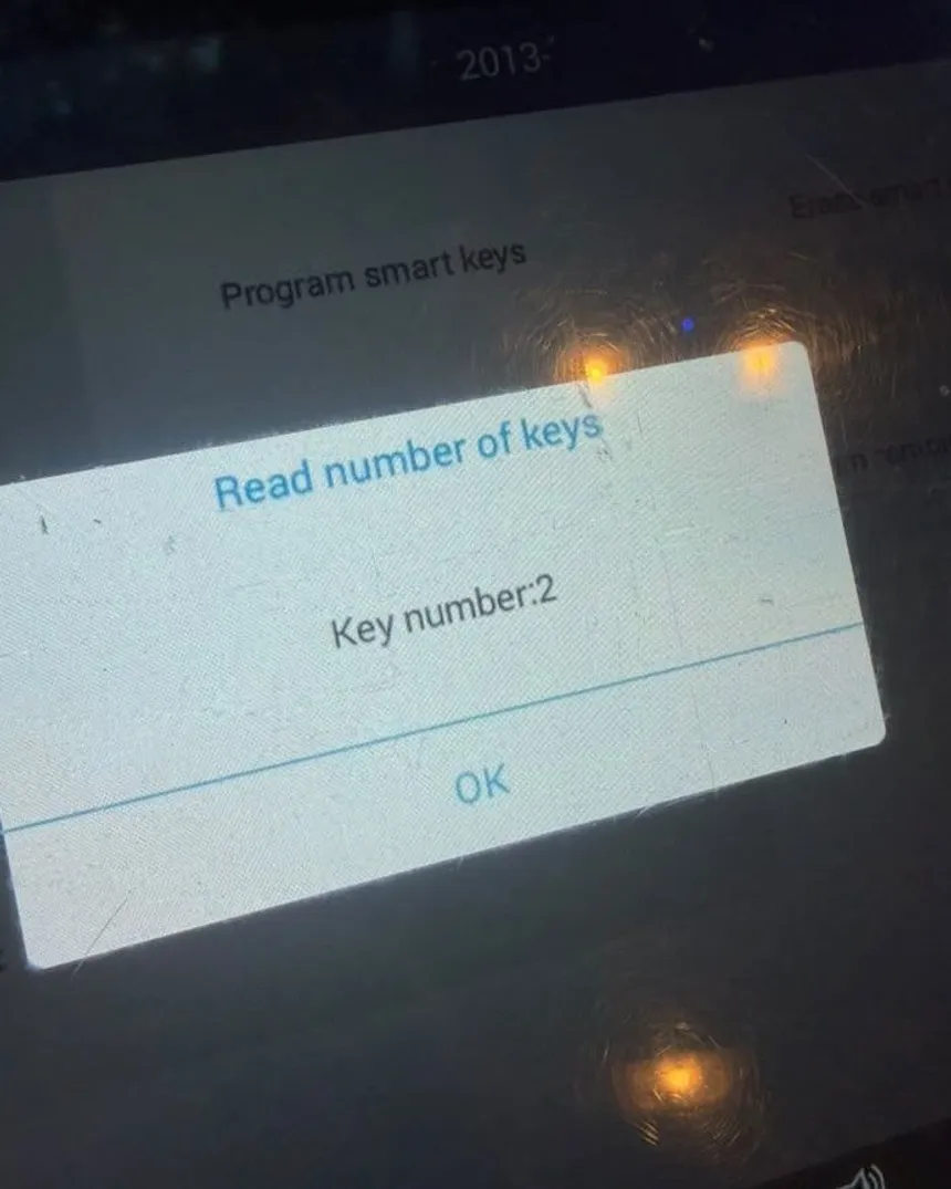 Key programming on the diagnostic tool